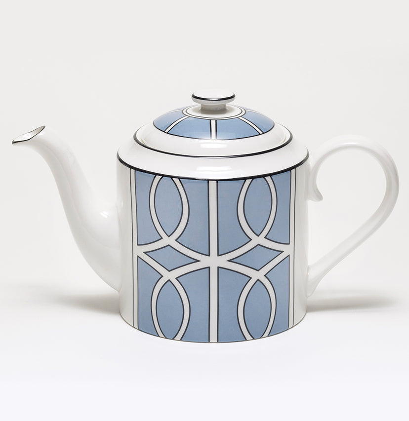 Loop Cornflower Blue/White Teapot